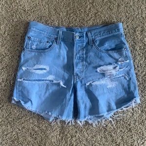 Levi’s 501 long denim shorts - size 30